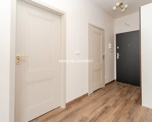 2 pokoje | 33 m² | ogródek 22 m² |garaż