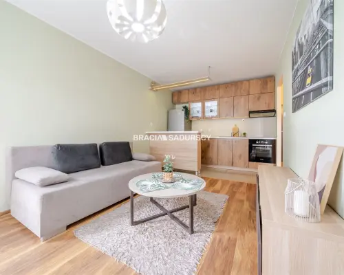 Zadbane 38 m² z balkonem | Piaski Wielkie
