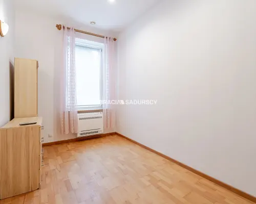 60,17 m² | 3 pokoje | Piwnica | Bezczynszowe