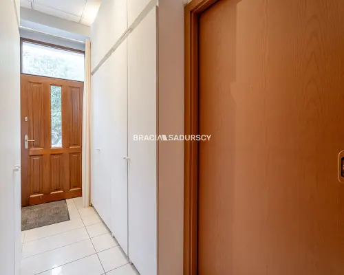 60,17 m² | 3 pokoje | Piwnica | Bezczynszowe