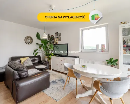 Wygodne mieszkanie 3 pokojowe z balkonem.