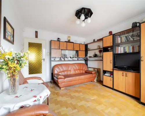 3 pokoje | Loggia | Świetna lokalizacja