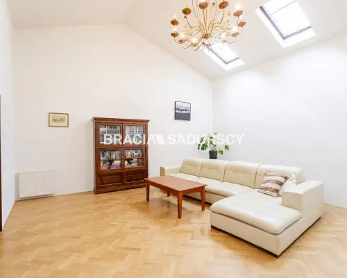 Wyjątkowe 124,78 m² w zabytkowej kamienicy