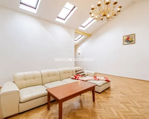 Wyjątkowe 124,78 m² w zabytkowej kamienicy