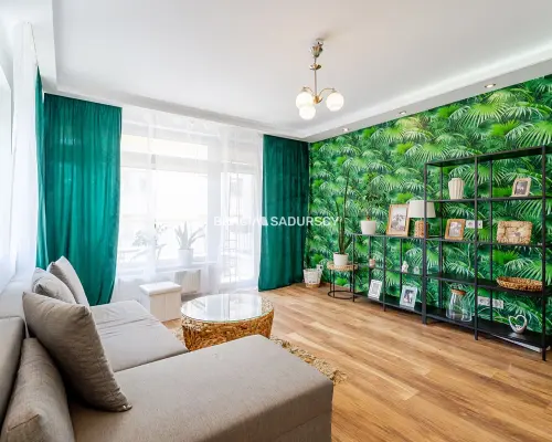 2 pok, 52m2, ul. Reduta, z miejscem postojowym