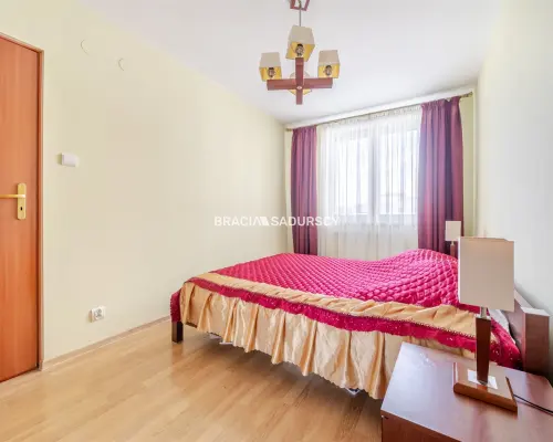 2 piętro, balkon, 3 pok., piwnica,zielono, parking
