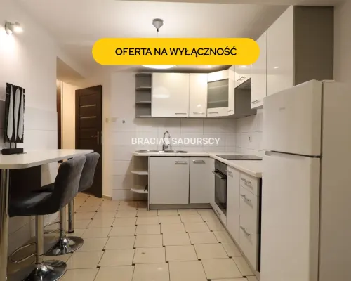 2 pokoje o pow. 45 m 2  blisko centrum i krakowskich uczelni OFERTA PROMOCYJNA DLA STUDENTÓW - TYLKO DO KOŃCA WRZEŚNIA