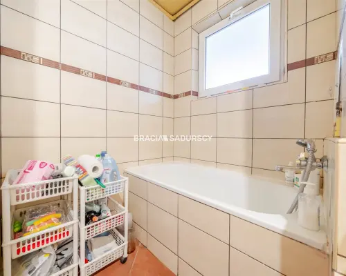 Kraków, Mistrzejowice - 2 pokoje 53 m²    Oferujemy przestronne 2-pokojowe mieszkanie o powierzchni 53,02 m²