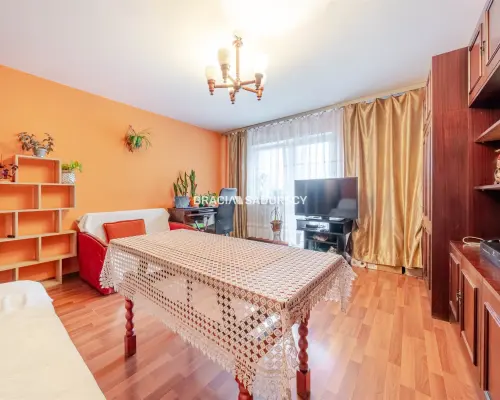 Kraków, Mistrzejowice - 2 pokoje 53 m²    Oferujemy przestronne 2-pokojowe mieszkanie o powierzchni 53,02 m²