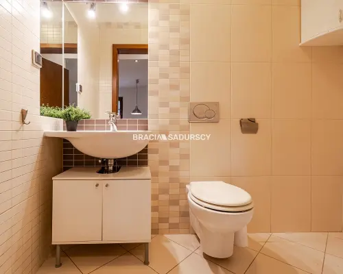 Duże 3 pokoje 79,8 m² | balkon | komórka | garaż | Wierzyńskiego | Kraków    Na sprzedaż przestronne miesz