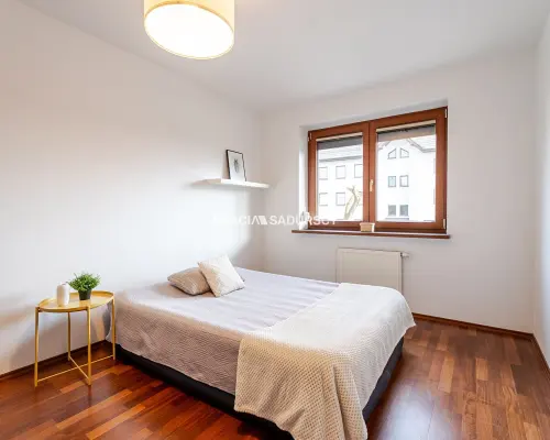 Duże 3 pokoje 79,8 m² | balkon | komórka | garaż | Wierzyńskiego | Kraków    Na sprzedaż przestronne miesz