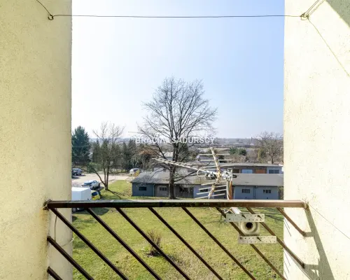 2-pokoje os. Na Stoku -  jasna kuchnia, balkon