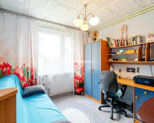 Bieńczyce, osiedle Strusia. 3 pokojowe mieszkanie o pow. 45,42 m 2 .                      Mieszkanie do remontu, na  3  piętrz