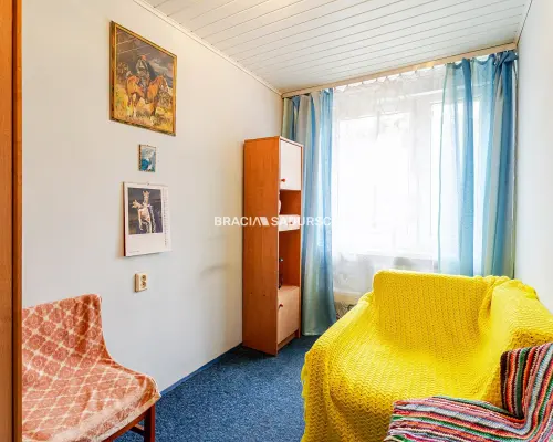 Bieńczyce, osiedle Strusia. 3 pokojowe mieszkanie o pow. 45,42 m 2 .                      Mieszkanie do remontu, na  3  piętrz