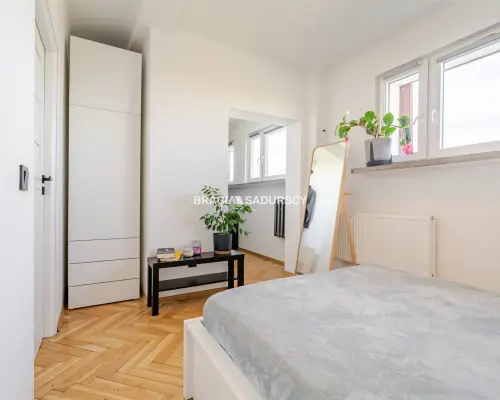 Kraków, al. Grottgera, Krowodrza - mieszkanie 39 m² z balkonem i garażem.   Na sprzedaż dwupokojowe mieszkanie o