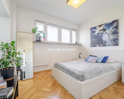 Kraków, al. Grottgera, Krowodrza - mieszkanie 39 m² z balkonem i garażem.   Na sprzedaż dwupokojowe mieszkanie o