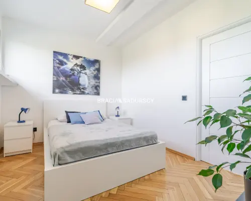 Kraków, al. Grottgera, Krowodrza - mieszkanie 39 m² z balkonem i garażem.   Na sprzedaż dwupokojowe mieszkanie o