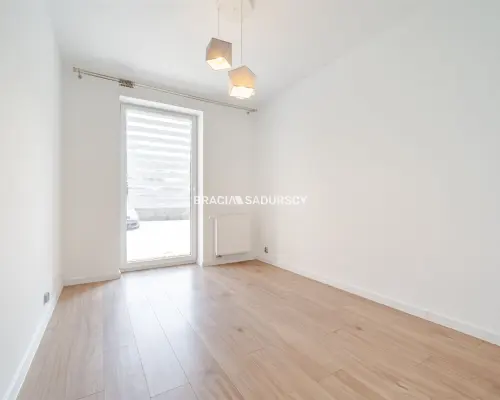 Bochnia, 2-pokojowe mieszkanie o powierzchni 37 m² wraz z miejscem postojowym i komórką lokatorską. Mieszkanie poł