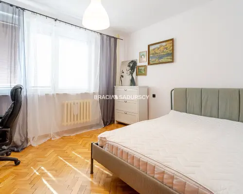 Nowa Huta, os. Spółdzielcze. Mieszkanie 2 pokojowe z osobną kuchnią i balkonem - 51,59 m 2 .   Mieszkanie usytuowane n