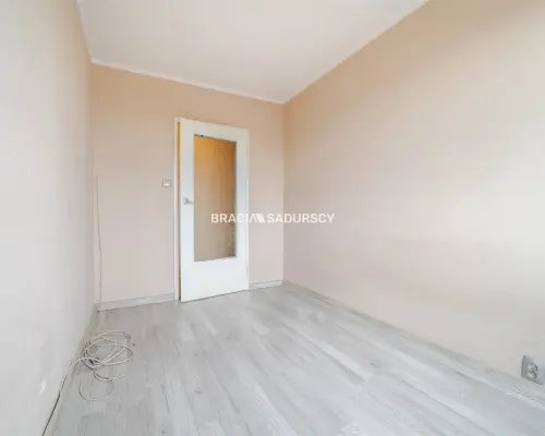 Kraków, Podgórze Duchackie - 3‑pokojowe mieszkanie, 55,7 m²   Na sprzedaż ustawne, trzypokojowe mieszkanie