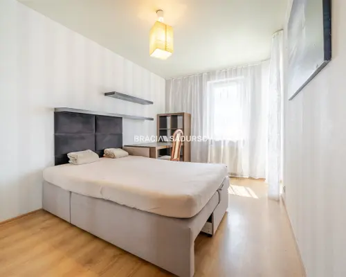 M 50M2 / 3 POKOJE / BALKON / GARAŻ / ZIELONO