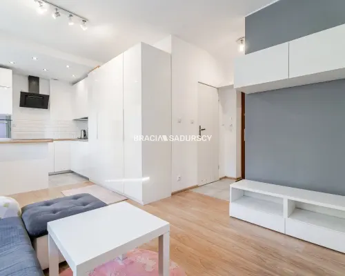 Gotowa Garsoniera 25 m2 Prądnik Biały