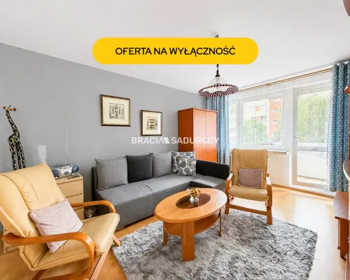 Kawalerka z osobną kuchnią, 37 m², balkon