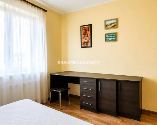2 pokoje, balkon, miejsce postojowe, piwnica