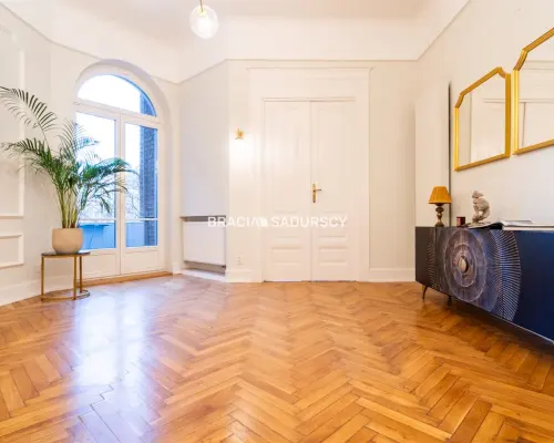 Prestiżowa Kamienica,Centrum,Idealne po kancelarie