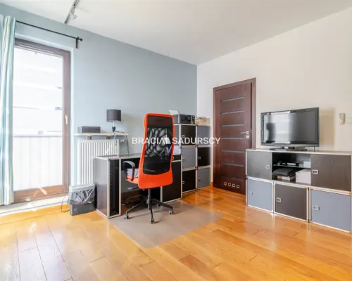 Penthouse / taras 120 m2 / 4 miejsca postojowe