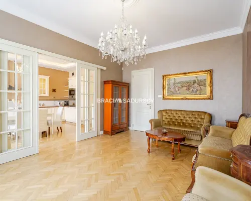 Apartament z duszą tuż przy Plantach, klima, winda