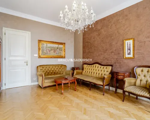 Apartament z duszą tuż przy Plantach, klima, winda