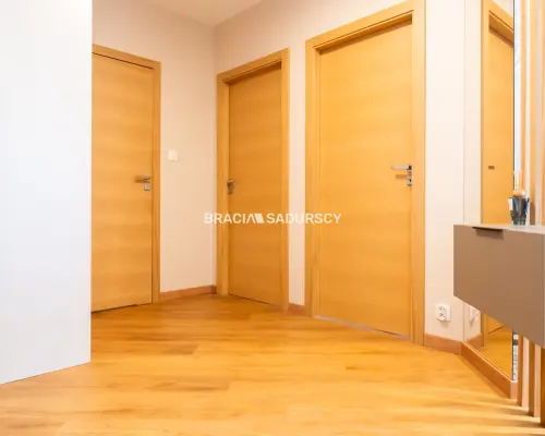 3 pok., Zabłocie, 2022r., 2 balkony, klimatyzacja