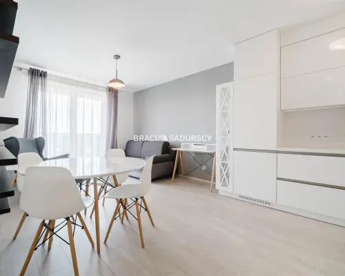 Mieszkanie 2 pok. 38 m² – Kordiana, komunikacja