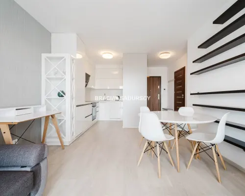 Mieszkanie 2 pok. 38 m² – Kordiana, komunikacja