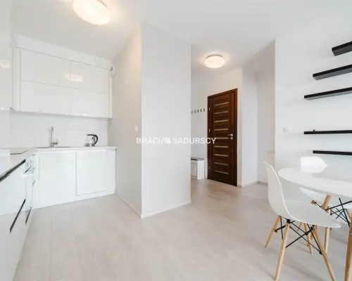 Mieszkanie 2 pok. 38 m² – Kordiana, komunikacja
