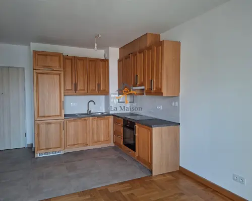 2-pokojowe z balkonem i garażem. Nowy Kleparz.