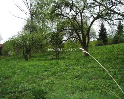 Działka budowlana,widokowa w Chobędzy gm.Gołcza