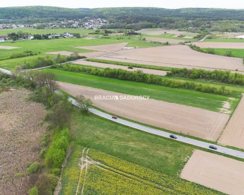30 ar działek budowlanych, gm. Czernichów