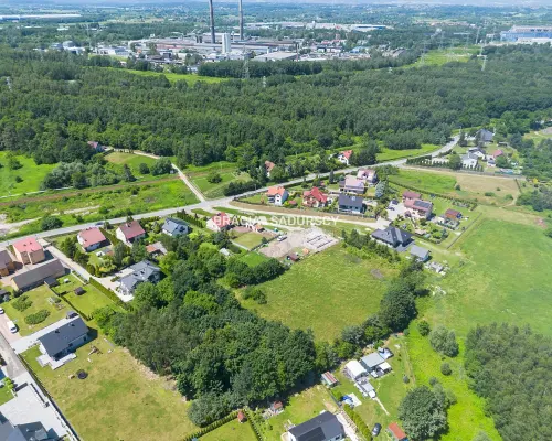Dom z dużą działką budowlaną. Rzozów 87 arów.