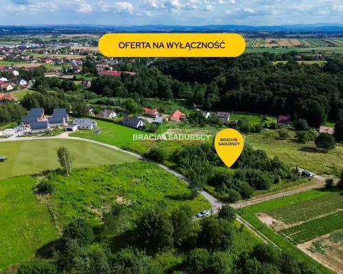27 AR działki budowlanej w Mnikowie