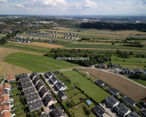Atrakcyjna działka w Zielonkach | 37arów