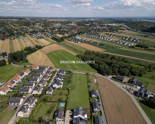 Atrakcyjna działka w Zielonkach | 37arów