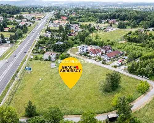 Atrakcyjny teren Tarnów przy drodze 94