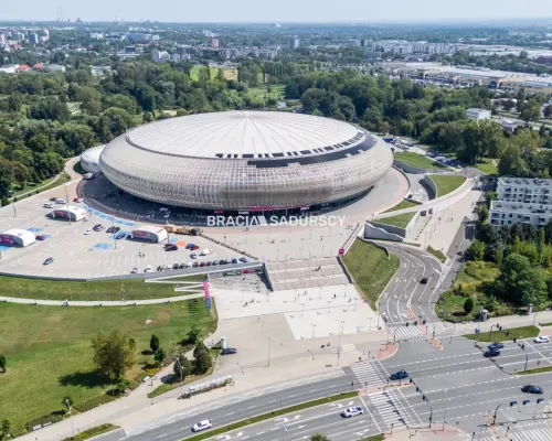 Akademik / Hotel / Biurowiec / Lok. niemieszkalne