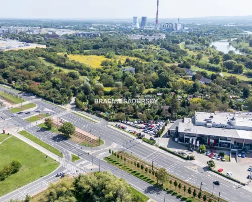 Akademik / Hotel / Biurowiec / Lok. niemieszkalne