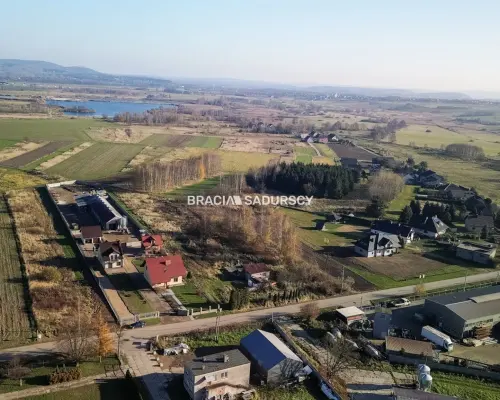 Działka / jednorodzinna - bliźniacza  / 60 ar