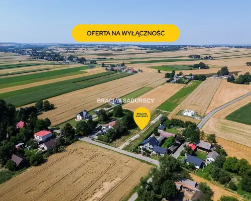Działka budowlana / MPZP / media / MR2