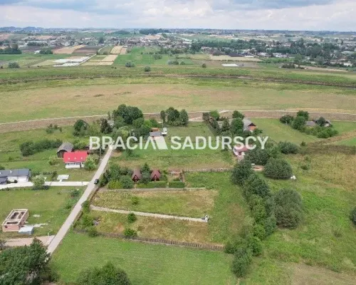 Działka budowlana w sielskim zakątku !