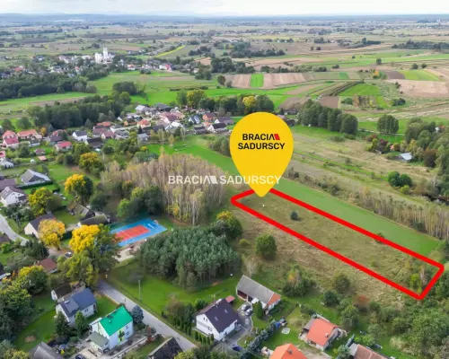 działkę budowlaną w Bratucicach